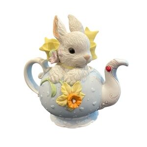 1992 Enesco Bunny Rabbit in Teapot